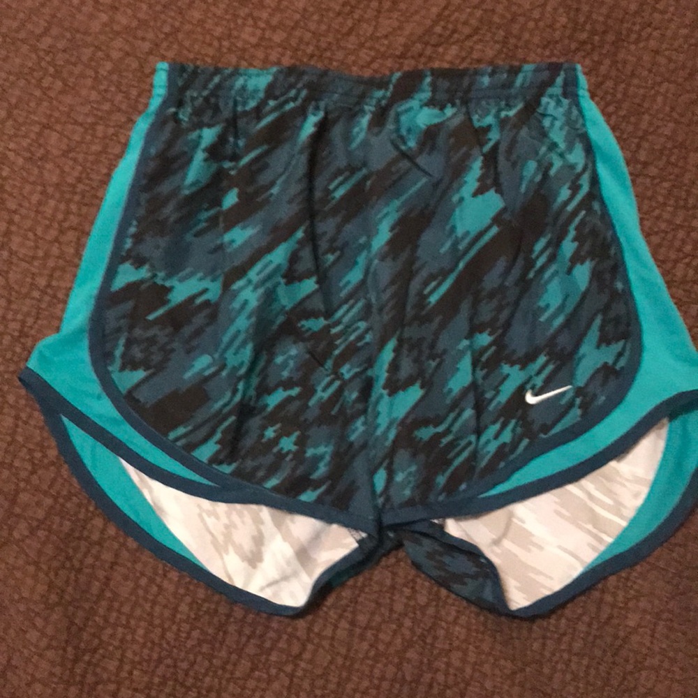 M Nike Dri Fit Tempo Shorts 3” inseam